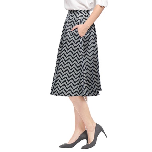 High Waist Chevron Zig Zag Pattern Full Midi Skirt - Picture 5 of 6